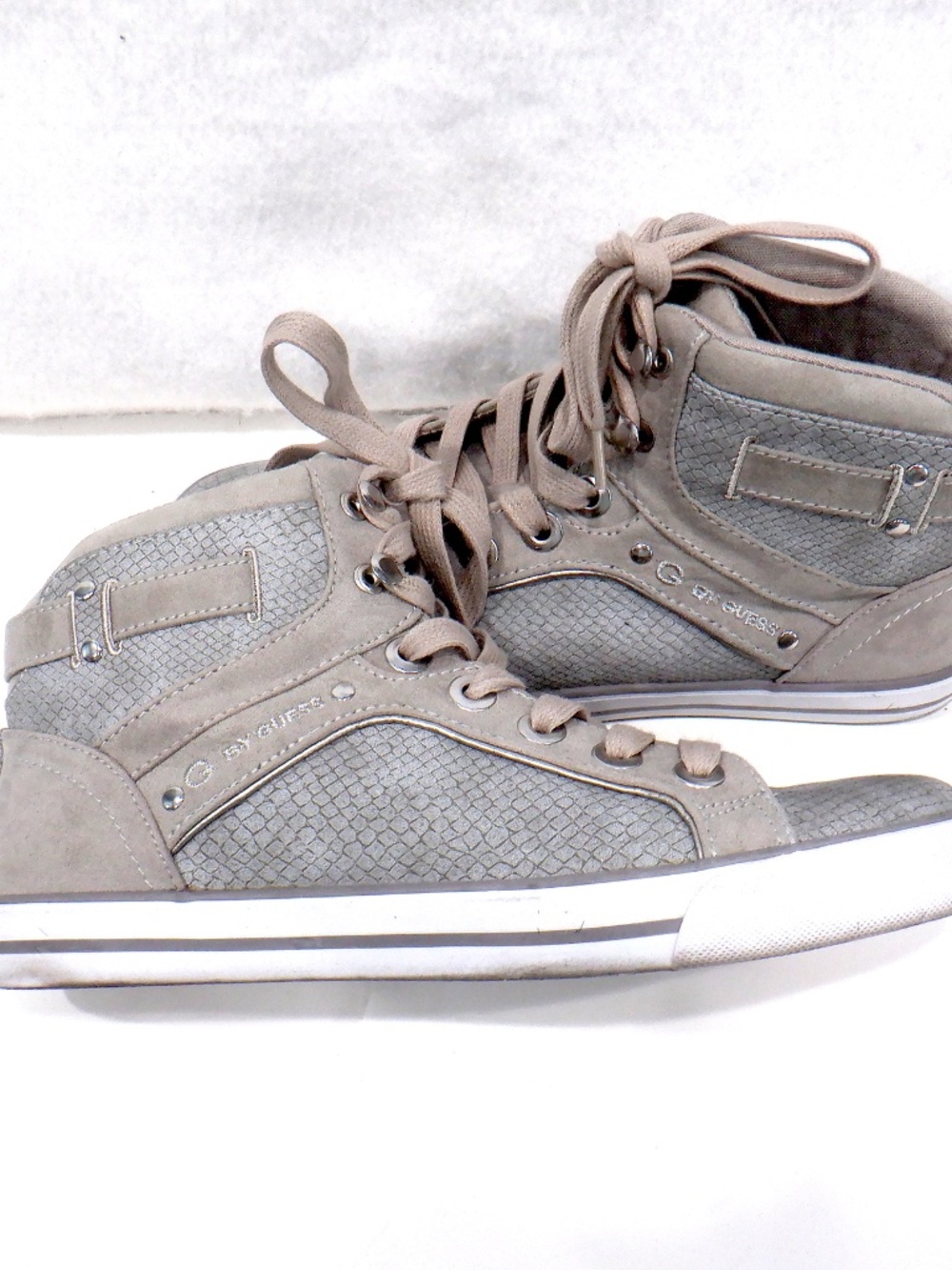G by Guess Women's Mid-top Sneakers Size 7 - Picture 8 of 15